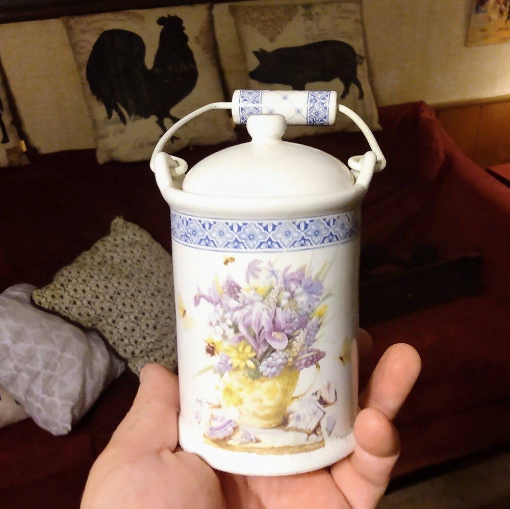 Marjolien Basten Candle in a Jar